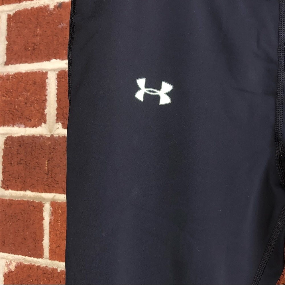 Under Armor Capri workout pants Black & Neon Green Size M —#022 - Picture 3 of 9